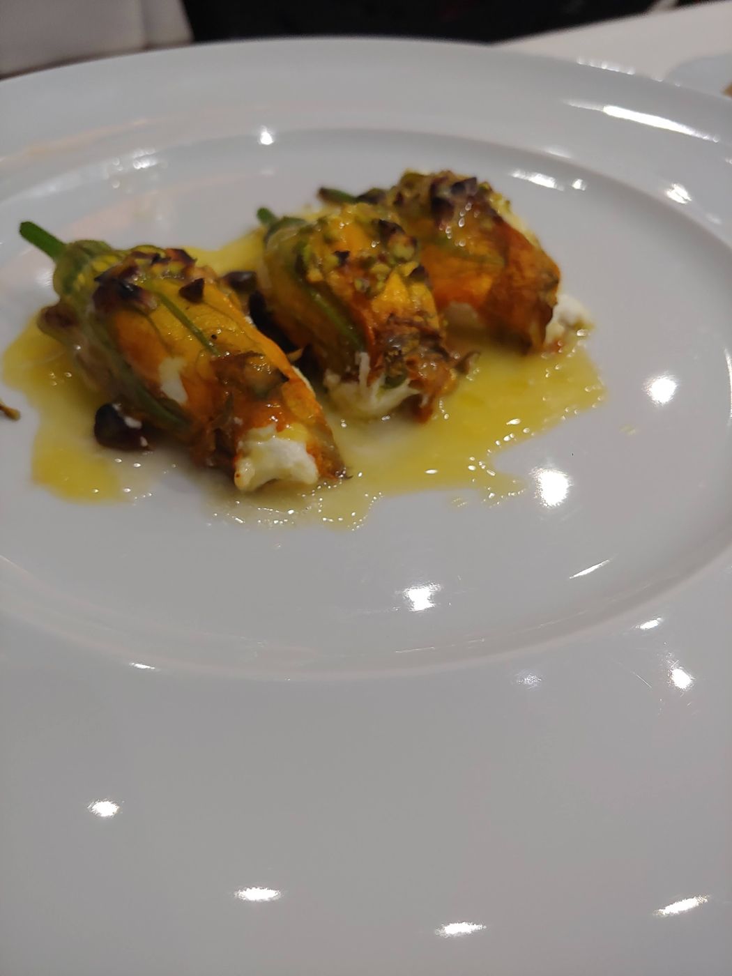 Fiori di zucca ripieni di ricotta